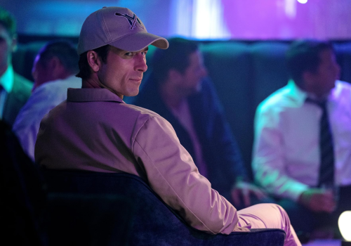 Poznaliśmy tytuł nowego filmu Judda Apatowa. Glen Powell to The Comeback King