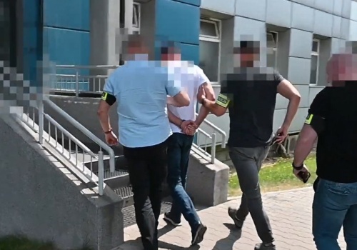 Lekarz wystawiał fałszywe zaświadczenia onkologiczne. Wziął łapówki na milion złotych