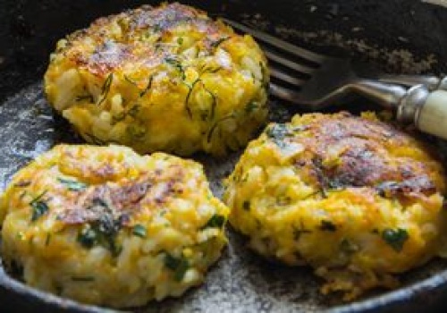 W lodówce zostały jeszcze jajka na twardo? Szybko wyczarujesz z nich obiad dla całej rodziny