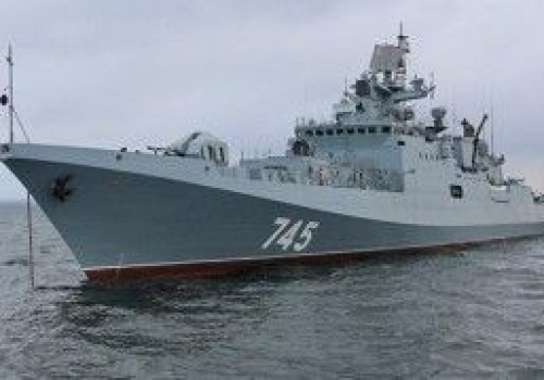 Nowoczesny okręt porażony dronami