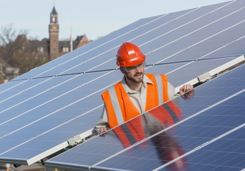 Finansowa katastrowa właścicieli mega farm fotowoltaicznych