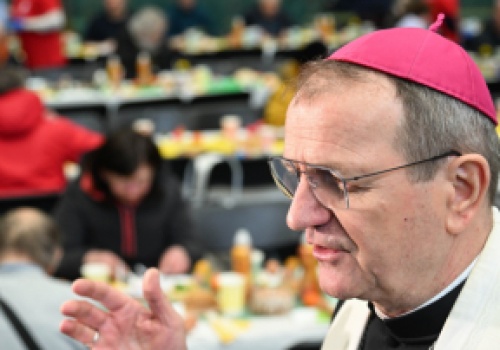 Przewodniczący Episkopatu dla PAP: Kościół przygotowuje plan działania na wypadek kryzysu i wojny