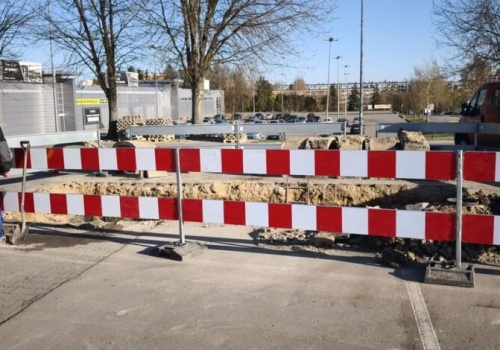 Awaria przy ul. Dmowskiego usunięta – ciepło wraca do domów