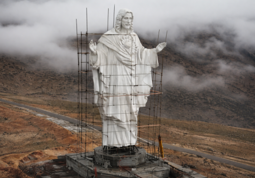 Liban buduje jeden z największych pomników Chrystusa w regionie