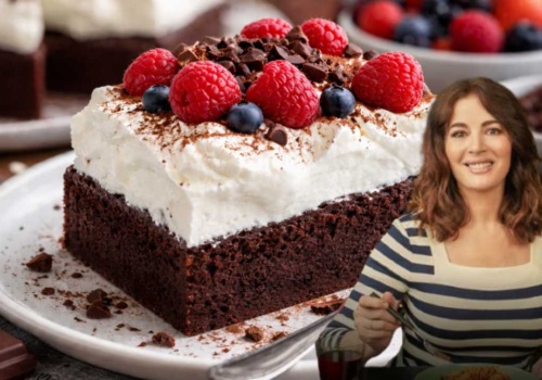 Czekoladowa chmurka Nigelli Lawson. Ciasto, które wywołuje efekt „WOW”