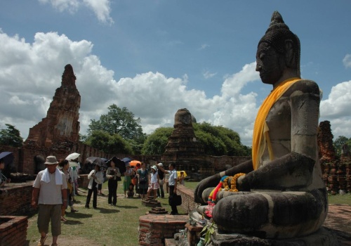 Turyści dają się nabrać jeszcze przed wylotem do Tajlandii. Tracą nie tylko pieniądze