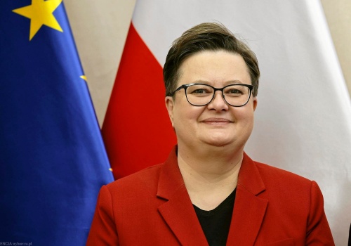 Posłanka zapytała, dlaczego w szkołach 