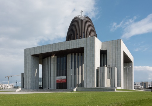 AKTUALIZACJA: Miliardy na kościelne schrony. Dlaczego MSWiA ukrywa porozumienie z Kościołem?