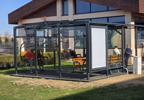 Młodzież wreszcie ma swoją przestrzeń. Powstała specjalna wiata