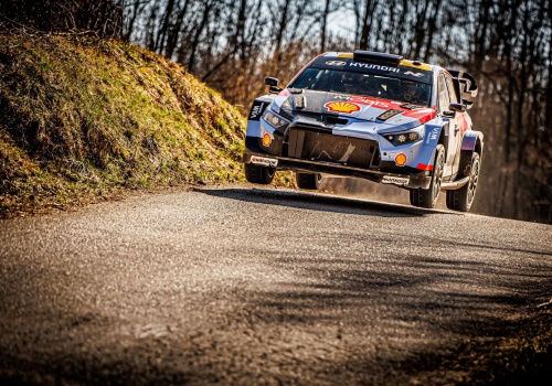 Rajd Chorwacji WRC na żywo w Motowizji. Nowa era asfaltowej rundy i powrót Kajetanowicza