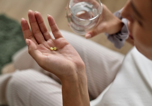 Nudności, wysypka, uszkodzenia wątroby po lekach. Apel do pacjentów: zgłaszajcie to