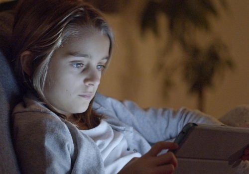 7 kroków, które przywrócą dziecku szkolny rytm po świętach. Bez krzyku i tableta