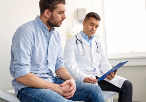 Lekarze ostrzegają: rak jądra najczęstszy u 15–35-latków, wczesne wykrycie daje szanse