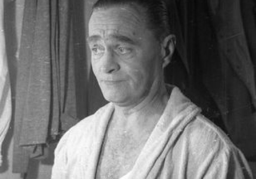 Okrzyknięto go królem polskiej komedii. Umierał w samotności