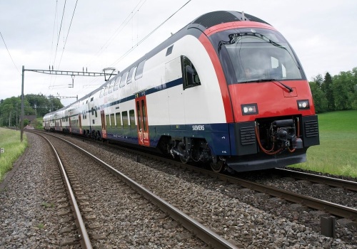 Siemens ostatecznie wygrywa w szwajcarskim przetargu na piętrowe EZT