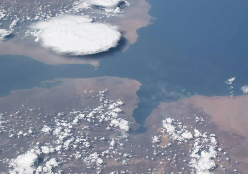 Iran grozi blokadą Cieśniny Bab al-Mandab