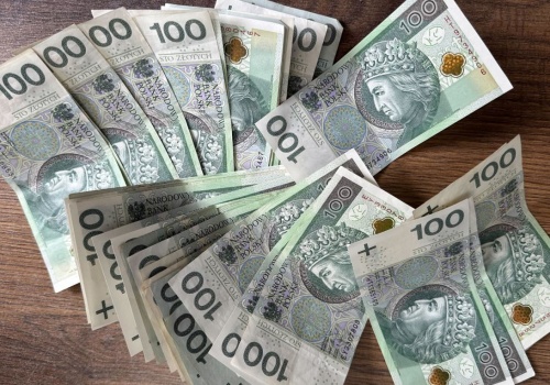 Praca za 14 tys. zł brutto i pakiet benefitów. Zgłoszenia przyjmują tylko przez chwilę