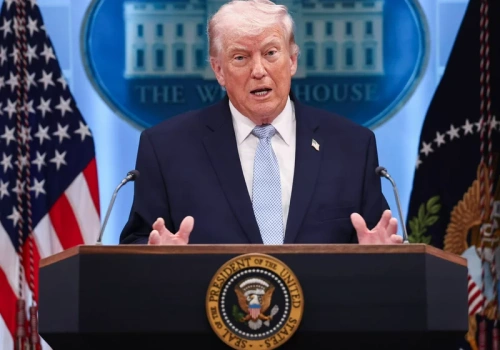 Zwrot tuż przed końcem ultimatum. Trump ogłosił decyzję ws. Iranu