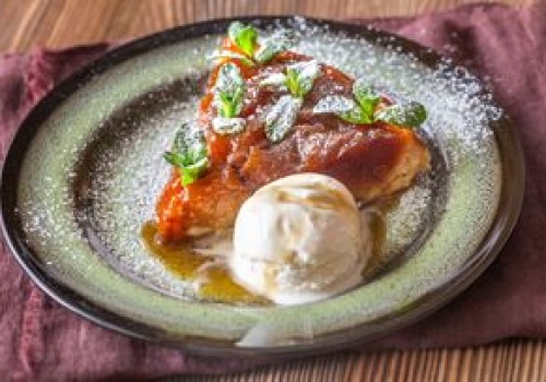 Kruchy spód i porządna porcja owoców. Ta tarta smakuje jak z najlepszej cukierni