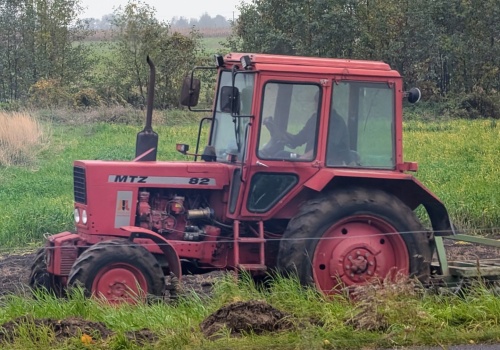 MTZ-82 z lat 90. Jak kupić, żeby nie żałować?