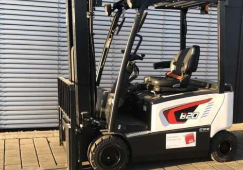 Nowoczesna technika magazynowa – klucz do sprawnej logistyki