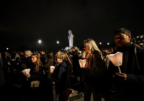 Francuzi odkrywają urok nocnych pielgrzymek