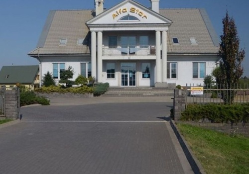 Głośne śledztwo w sprawie biura podróży z Radomia umorzone. Jest decyzja prokuratury