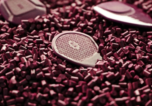 Handel niszowy: Termoplasty techniczne i zaawansowane kompozyty polimerowe