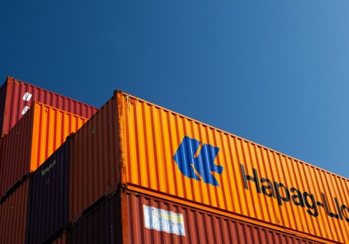 Droższe paliwo, dłuższe trasy, większe ryzyko. Oto ile wojna kosztuje armatorów