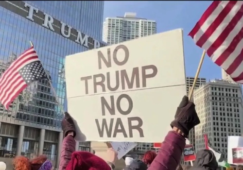 Marsz protestu przeciwko wojnie przeszedł ulicami Chicago