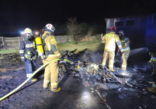 Pożar przyczepy kempingowej. Jedna osoba nie żyje