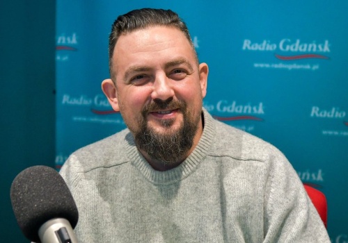 Co przyniesie zielarski kwiecień? Popularne zioła wiosny omówił Michał Konkel