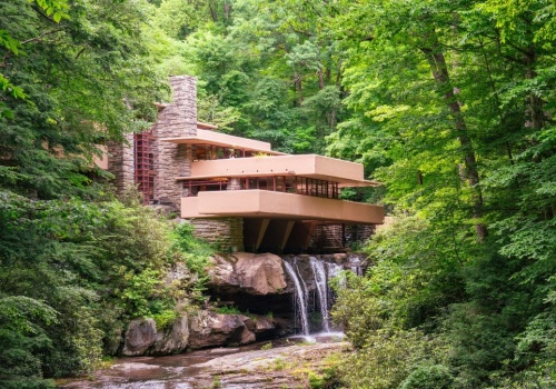 Zamiast ogrodu - wodospad. Ten dom przyciąga turystów z całego świata