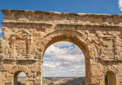 Hiszpańska wioska szuka osób, które chciałyby zamieszkać w górach za darmo