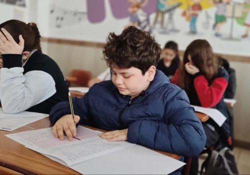 Rosnące ceny korepetycji. Alternatywa istnieje, ale wciąż mało kto z niej korzysta.