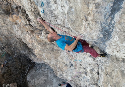 W Arco powstaje „Addio Marceli” 8c. Pierwsze przejście robi Krzysiek Gołębiowski