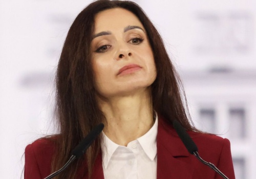 Dawno niewidziana Marta Kaczyńska przyłapana chwilę przed rocznicą katastrofy w Smoleńsku