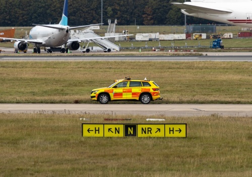 Lot z Krakowa do Bristolu przerwany. Pasażer, który groził polskiej załodze z karą więzienia!