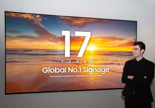 17 lat dominacji. Samsung podsumowuje rynek ekranów biznesowych, stawiając na sztuczną inteligencję i plankton