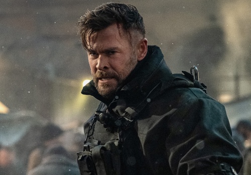 Chris Hemsworth i Idris Elba wracają do akcji! Netflix przygotowuje kontynuacje hitu