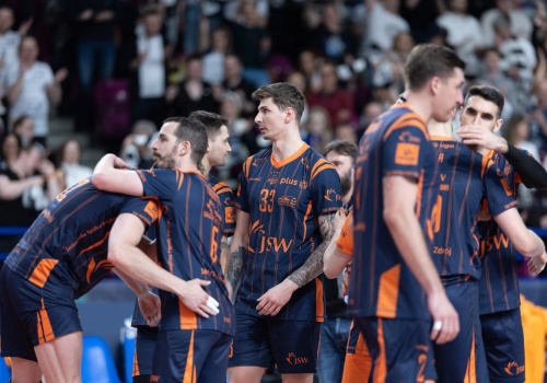 Bolesny koniec polskiego giganta. Znów polały się łzy, legenda odchodzi