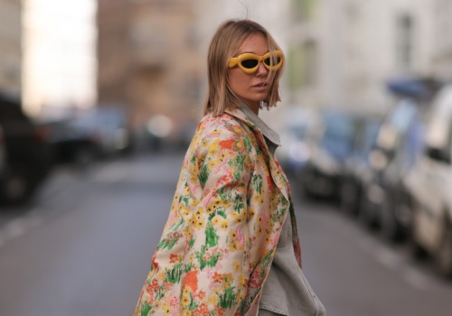 Nie róż, i nie beż. Kantalupa nails to najmodniejsze paznokcie na wiosnę i lato 2026