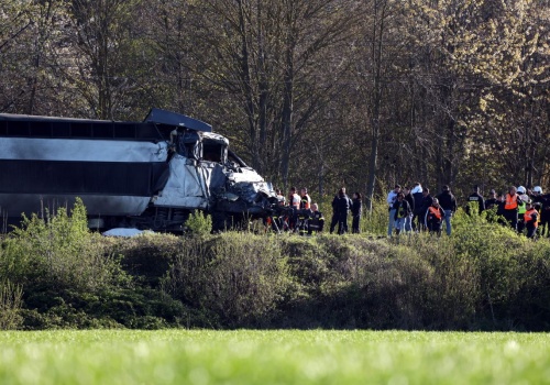 Zderzenie ciężarówki z TGV we Francji. Polski kierowca podejrzany o zabójstwo
