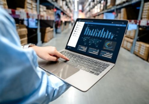 Rynek PC: wzrost w I kw., ale dołek już blisko