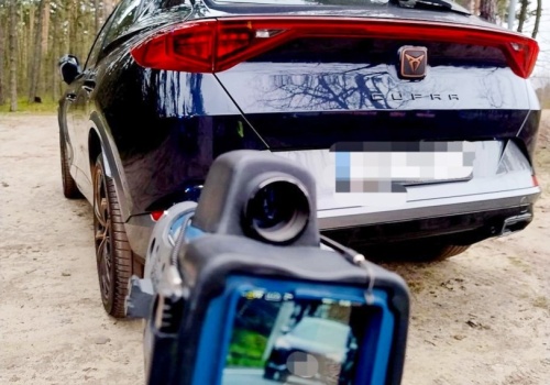 Podwójna wpadka kierowcy – prędkość a do tego alkohol