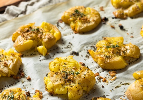 Wkładam ziemniaki do piekarnika z tym dodatkiem. Są obłędnie chrupiące