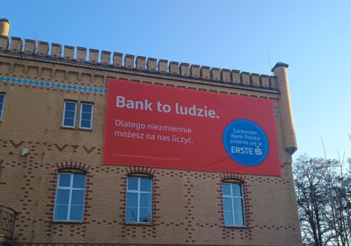 Rusza rebranding Santandera na Erste Bank. Co to oznacza dla klientów?