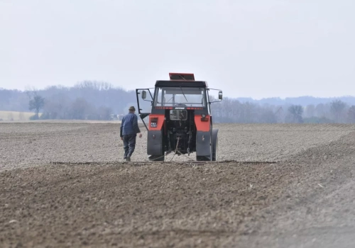 Czynsze za ziemię rosną. Rolnicy boją się, że słabsi wypadną z gry
