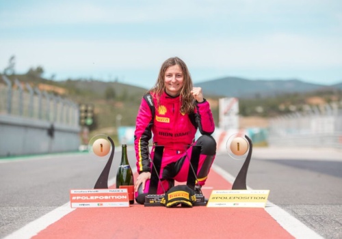 Kobieta coraz bliżej F1. Mercedes szykuje test dla Doriane Pin