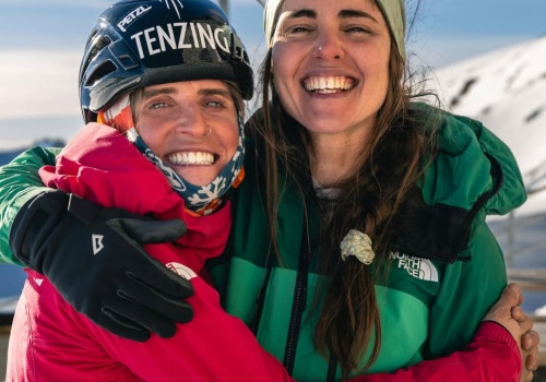 Fay Manners i Ella Wright nową mikstową drogą w masywie Mont Blanc